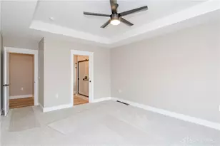 755 W Bentley Cir, Troy, OH 45373 - Photo 32