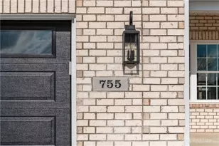 755 W Bentley Cir, Troy, OH 45373 - Photo 6