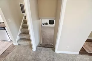 5540 Signet Dr, Huber Heights, OH 45424 - Photo 10