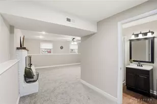 5540 Signet Dr, Huber Heights, OH 45424 - Photo 38