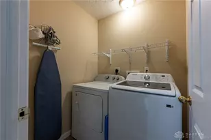 8680 Plum Creek Ct, Franklin, OH 45005 - Photo 18