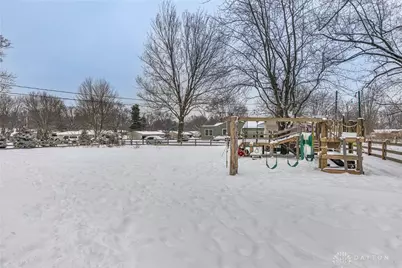 1860 Bledsoe Drive, Bellbrook, OH 45305 - Photo 32