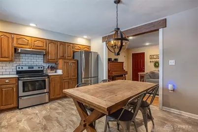 1860 Bledsoe Drive, Bellbrook, OH 45305 - Photo 10