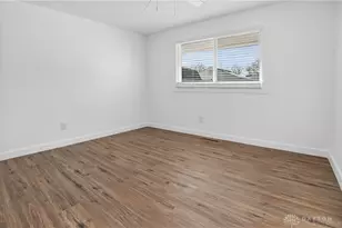 5455 Flotron Dr, Dayton, OH 45424 - Photo 18