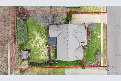 735 Chaucer Lane, Tipp City, OH 45371 - Photo 4