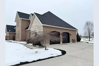 673 Sedgwick Way, Troy, OH 45373 - Photo 4