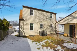 702 Allenwood Ct, Dayton, OH 45420 - Photo 24