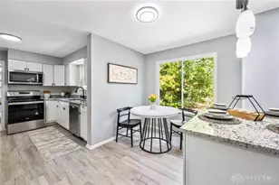 9956 Morgans Trace Dr, Loveland, OH 45140 - Photo 16