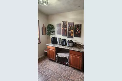 5622 Harlamert Drive, Dayton, OH 45449 - Photo 8