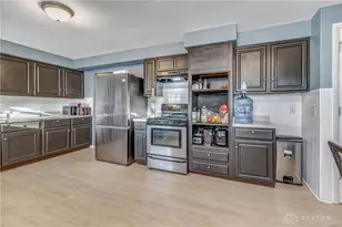 7275 McKenna Pl, Englewood, OH 45322 - Photo 8