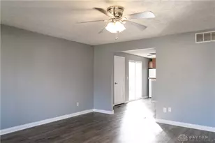 7773 Timbercrest Dr, Dayton, OH 45424 - Photo 2