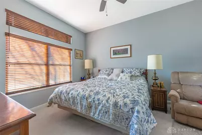 1330 Yankee Vineyards, Dayton, OH 45458 - Photo 18