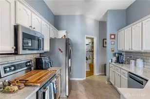 1330 Yankee Vineyards, Dayton, OH 45458 - Photo 10