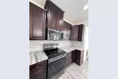 8127 Bushclover Drive, Tipp City, OH 45371 - Photo 14