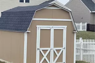 8127 Bushclover Dr, Tipp City, OH 45371 - Photo 72