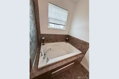 8127 Bushclover Drive, Tipp City, OH 45371 - Photo 38