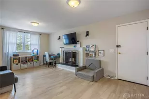 2616 N Emerald Dr, Beavercreek, OH 45431 - Photo 10