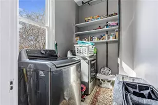 131 W South St, Hillsboro, OH 45133 - Photo 20