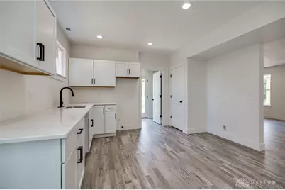 4253 Pleasant View Avenue, Dayton, OH 45420 - Photo 12