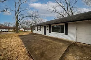 104 Martha Ave, Dayton, OH 45458 - Photo 4