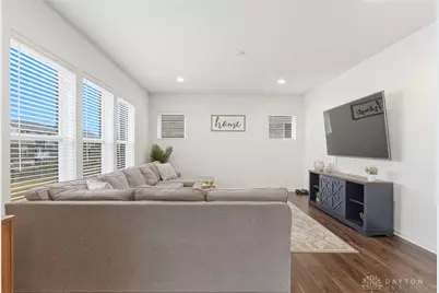 535 Carleton Drive, Sugarcreek Twp, OH 45440 - Photo 16