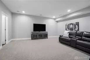 10126 Kindle Dr, Dayton, OH 45458 - Photo 68