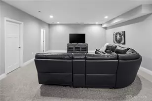 10126 Kindle Dr, Dayton, OH 45458 - Photo 66