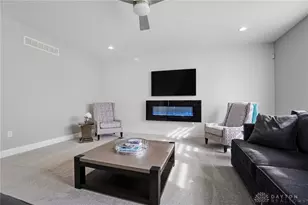 10126 Kindle Dr, Dayton, OH 45458 - Photo 14