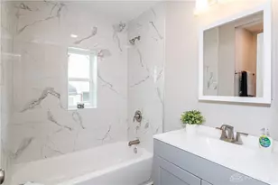 218 Smith St, Dayton, OH 45417 - Photo 16