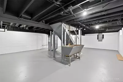 715 Kirk Lynne Street, Dayton, OH 45403 - Photo 32