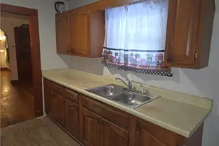 2310 Oakridge Dr, Dayton, OH 45417 - Photo 10