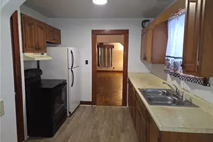 2310 Oakridge Dr, Dayton, OH 45417 - Photo 8
