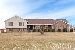 929 N Tecumseh Rd, Springfield, OH 45504 - Photo 2