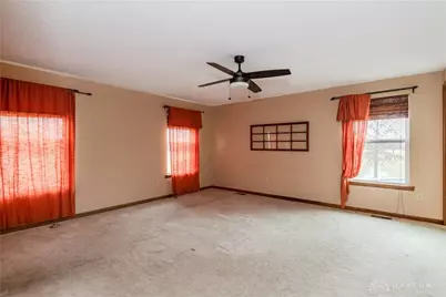 929 N Tecumseh Road, Springfield, OH 45504 - Photo 30