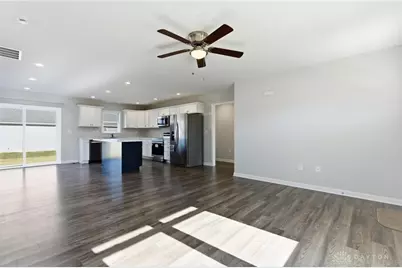 910 Vine Street, Washington Court House, OH 43160 - Photo 10