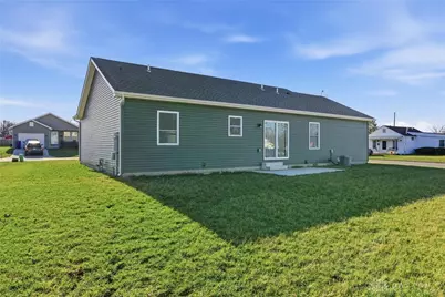 910 Vine Street, Washington Court House, OH 43160 - Photo 30