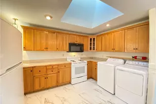 5100 Pocono Dr, Dayton, OH 45424 - Photo 6