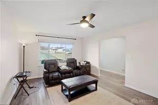 6296 Blossom Park Dr, Dayton, OH 45449 - Photo 6