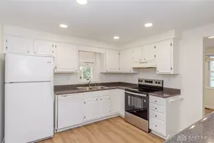 679 Lakengren Dr, Eaton, OH 45320 - Photo 8