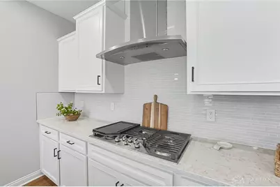 4049 Pepperwell Circle, Sugarcreek Twp, OH 45440 - Photo 10