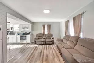 712 Buena Ave, Middletown, OH 45044 - Photo 2