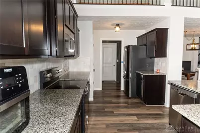 8127 Cherry Birch Drive, Tipp City, OH 45371 - Photo 10