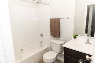 8127 Cherry Birch Dr, Tipp City, OH 45371 - Photo 38