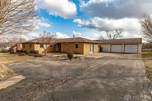 8179 Pleasant Valley Rd, Camden, OH 45311 - Photo 4