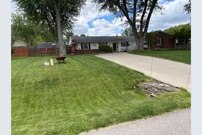 2415 Tennyson Drive, Bellbrook, OH 45305 - Photo 2