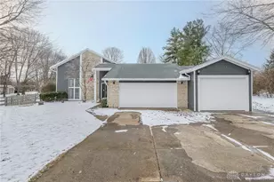143 Timberside Ct, Springboro, OH 45066 - Photo 1