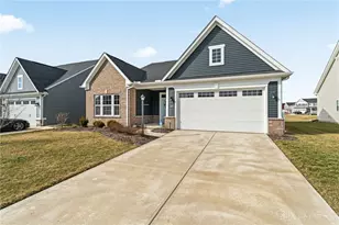 1897 Schmidt Dr, Dayton, OH 45434 - Photo 4