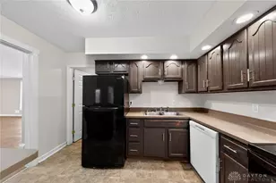 304 Applegate Rd, Englewood, OH 45322 - Photo 16