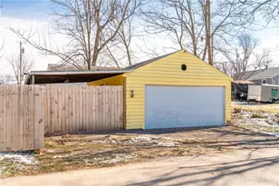 1020 Weng Ave, Dayton, OH 45420 - Photo 16