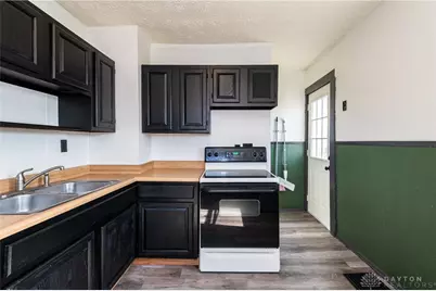 1020 Weng Avenue, Dayton, OH 45420 - Photo 6